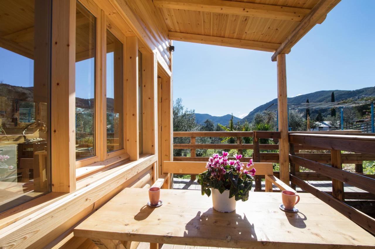 Romantic Tree House Kato Pavliana Exterior foto